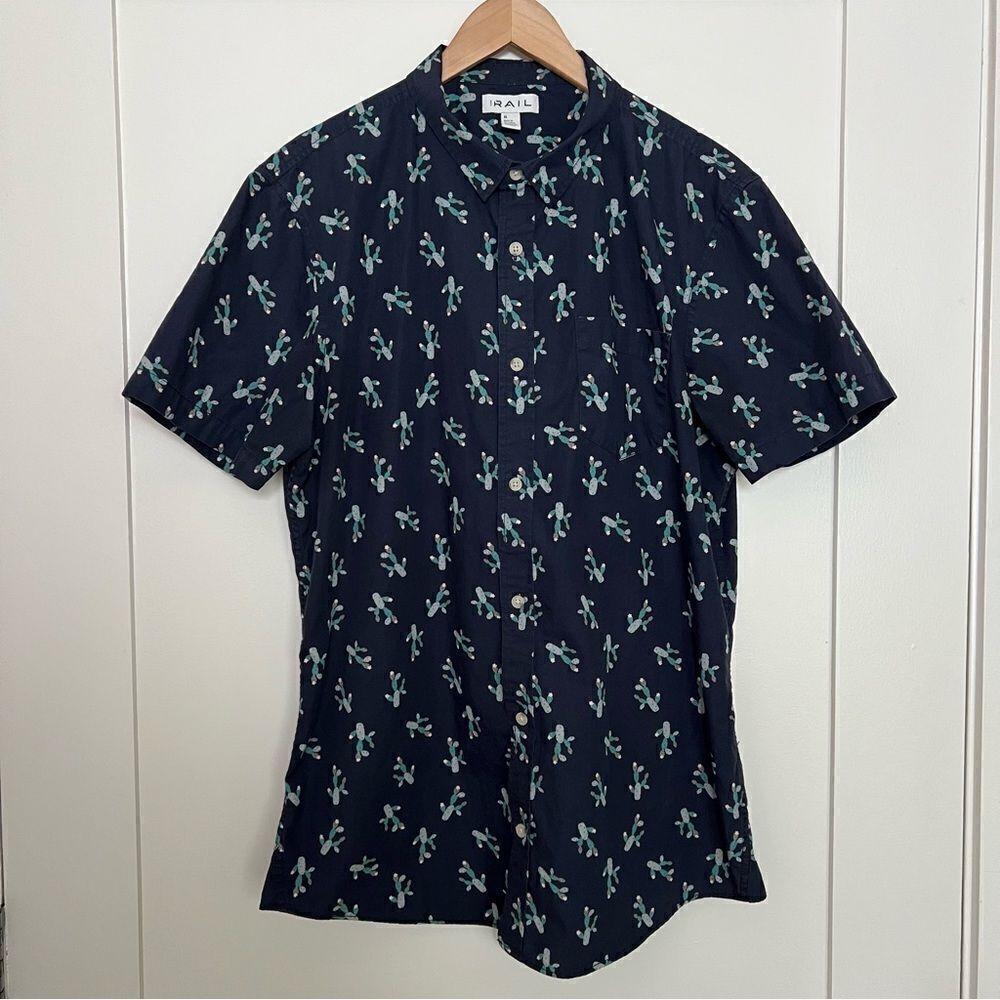 The Rail Shirt Mens XL Blue Cactus Print Short Sleeve Button Up Vacation Cotton